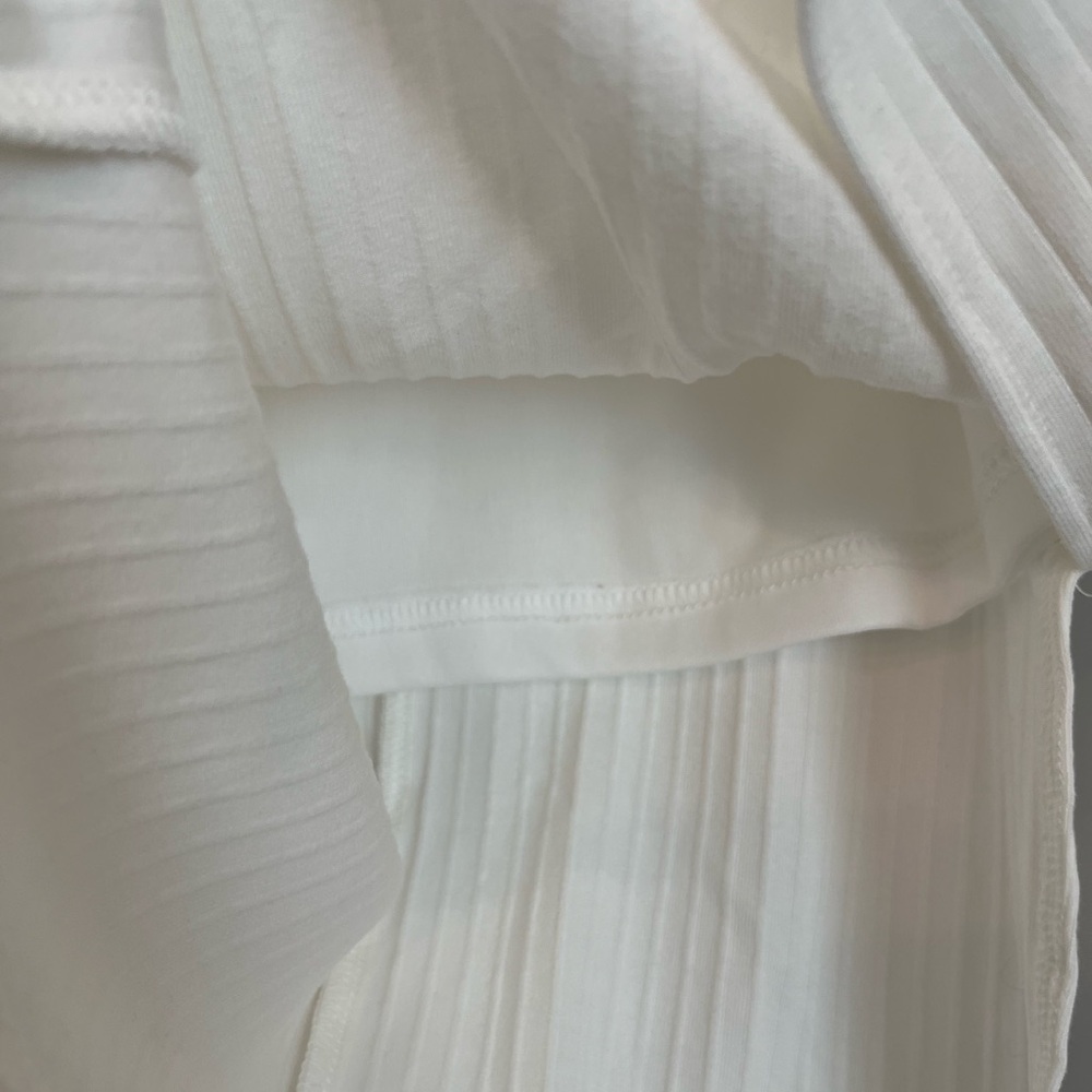White Ribbed two piece set - Picture 11 of 11